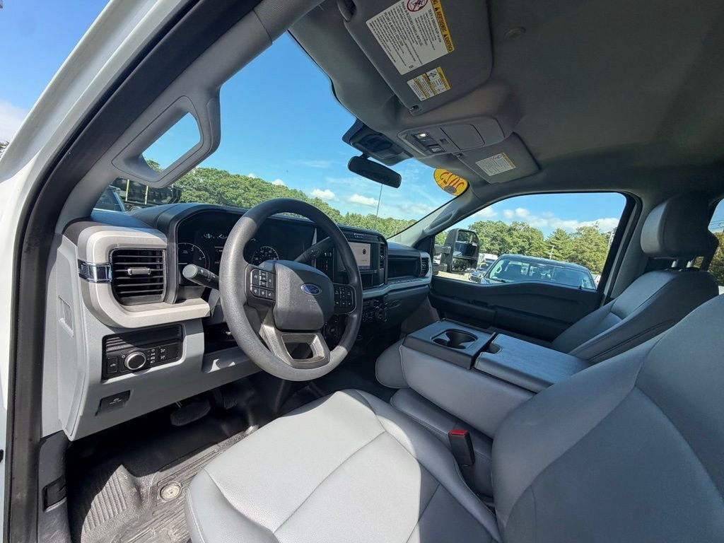 Certified 2025 Ford F250 XL w/ XL Off-Road Package AWD/4WD image 12