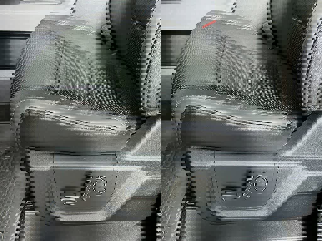 Certified 2019 Ford F150 Raptor w/ Equipment Group 802A Luxury image 29