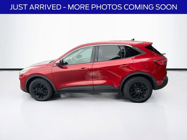Certified 2020 Ford Escape SE image 2