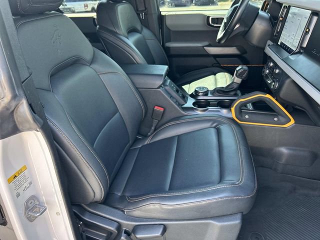 Certified 2023 Ford Bronco Badlands w/ Sasquatch Package AWD/4WD image 28