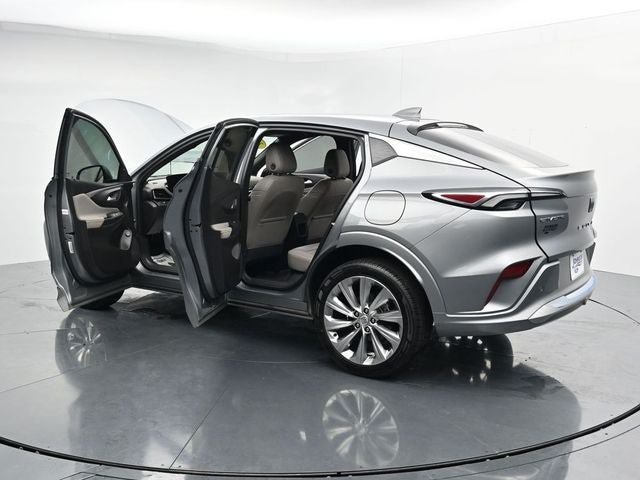 Used 2024 Buick Envista Avenir FWD image 38
