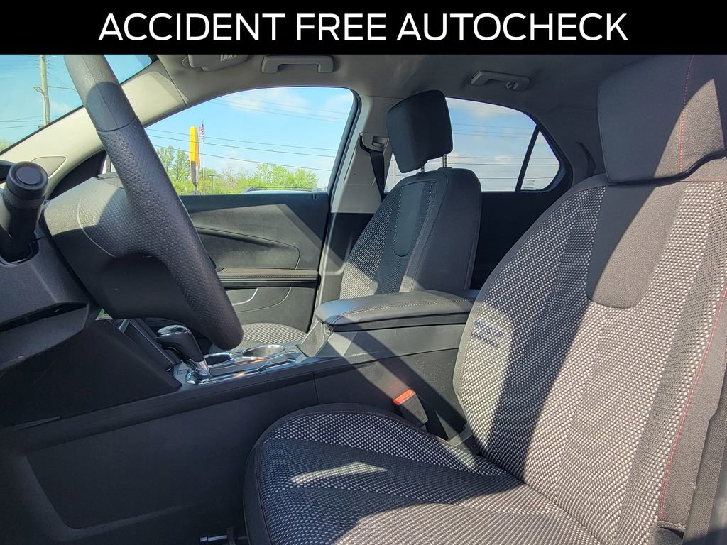 Used 2017 Chevrolet Equinox LT image 14