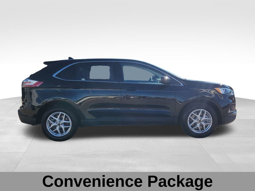 Certified 2023 Ford Edge SEL w/ Convenience Package image 2