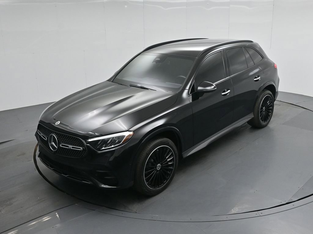 Used 2025 Mercedes-Benz GLC 300 image 39