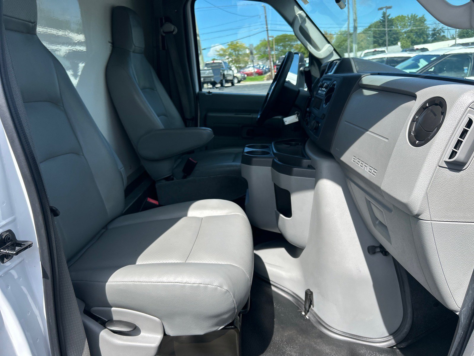 Certified 2021 Ford E-350 and Econoline 350 Super Duty w/ Power Windows & Locks Group RWD image 14