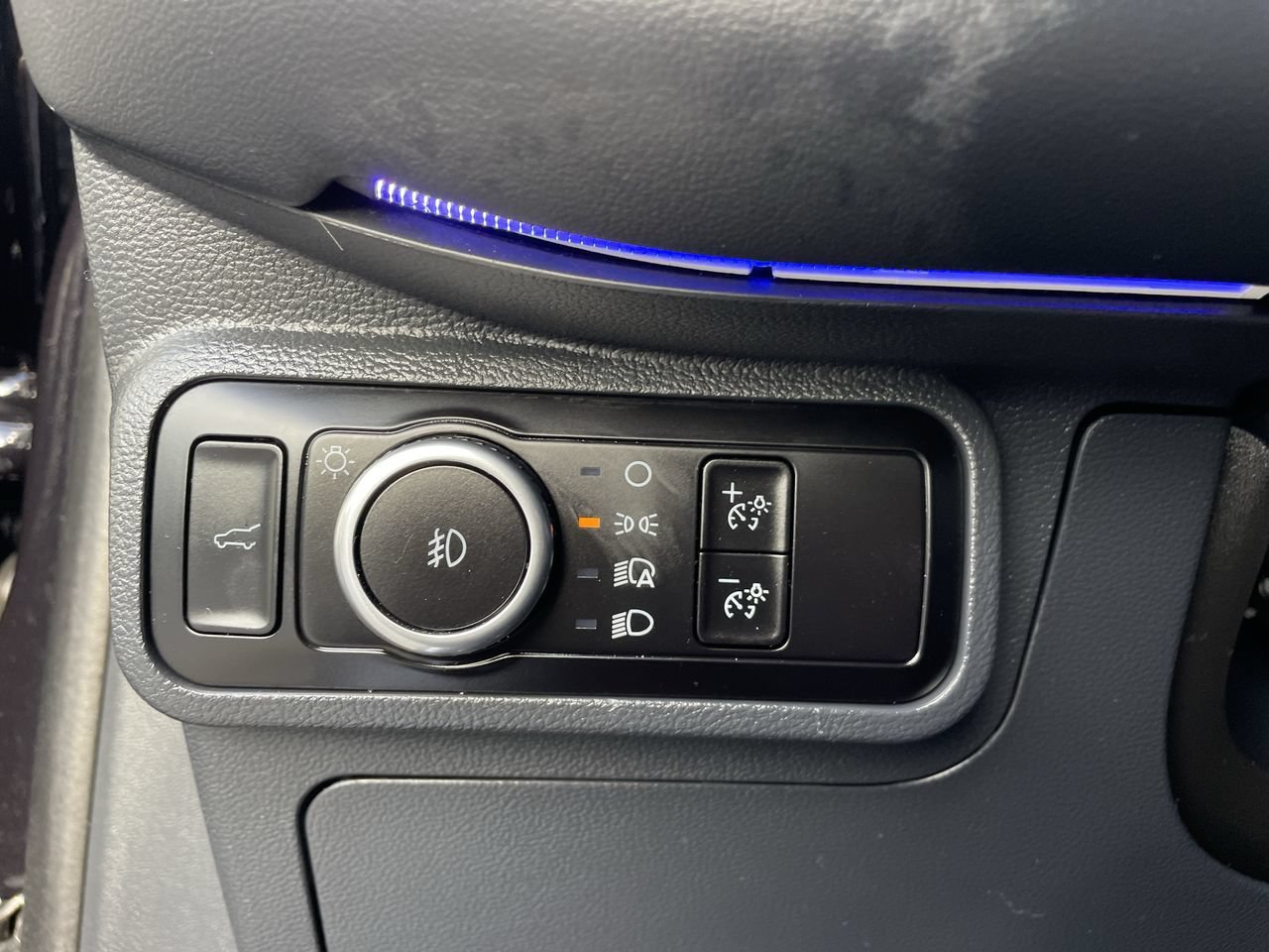 Certified 2025 Ford Explorer ST-Line w/ Premium Package RWD image 29