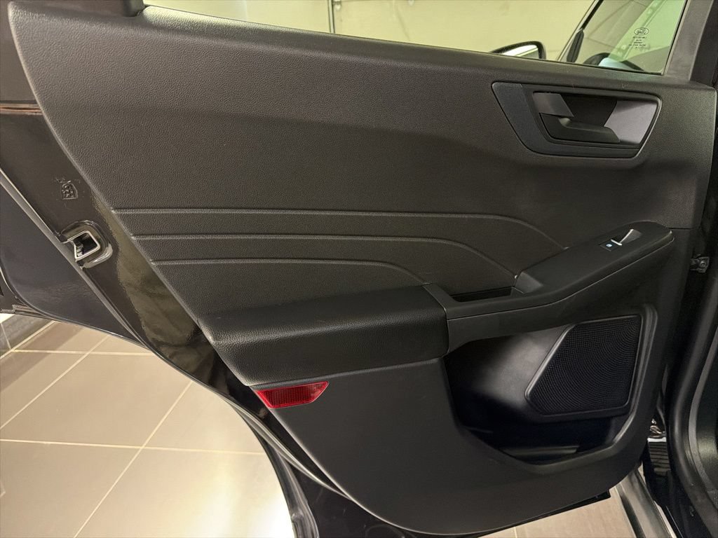 Certified 2023 Ford Escape Active AWD/4WD image 30