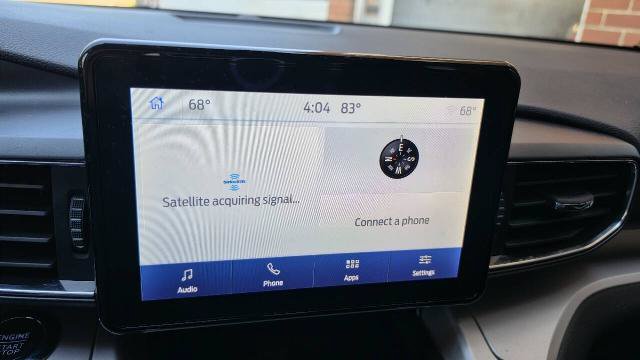 Certified 2024 Ford Explorer XLT w/ Equipment Group 202A AWD/4WD image 18