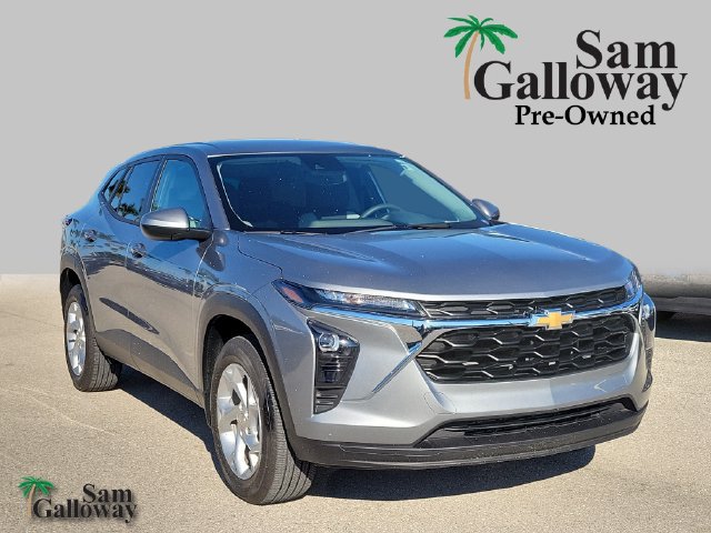 Used 2026 Chevrolet Trax LS w/ LS Convenience Package FWD image 1