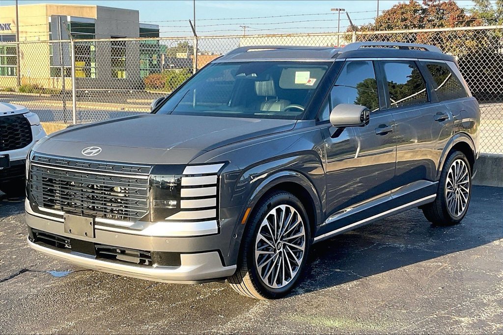 Used 2026 Hyundai Palisade Calligraphy AWD/4WD image 11