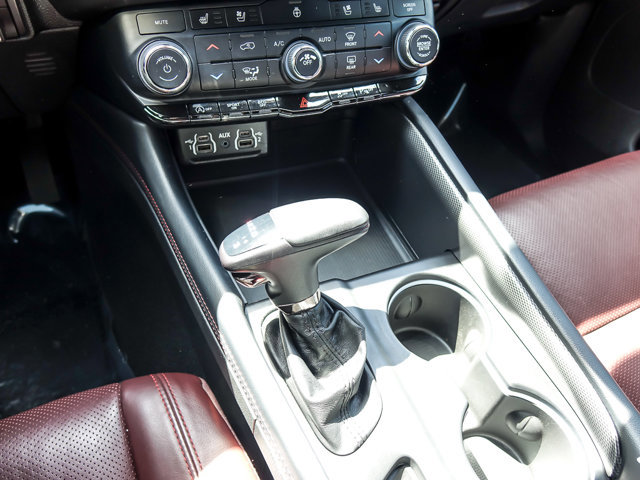 Used 2024 Dodge Durango GT AWD/4WD image 23