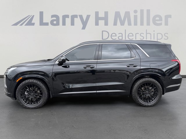 Used 2025 Hyundai Palisade Calligraphy AWD/4WD image 2