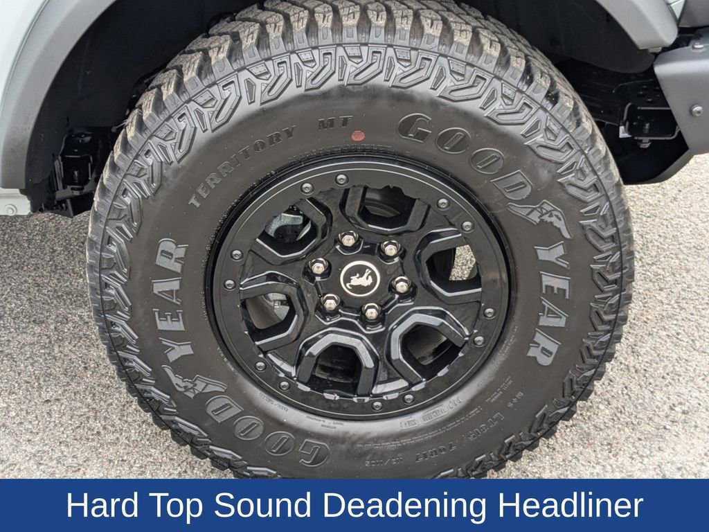 Certified 2024 Ford Bronco Wildtrak image 12