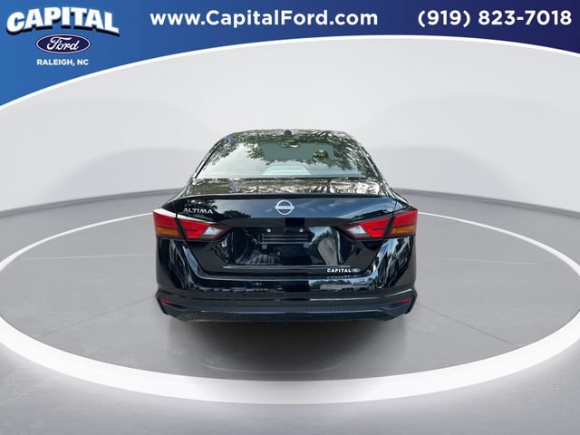 Used 2025 Nissan Altima 2.5 SV FWD image 7