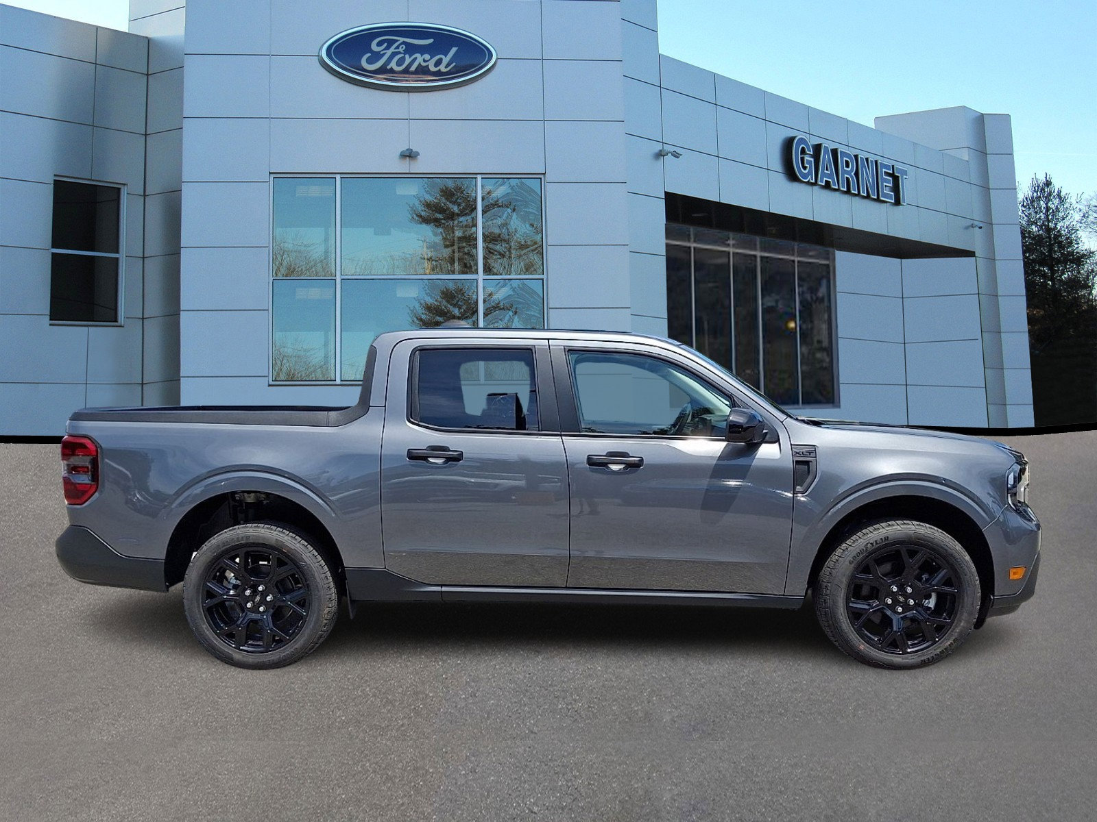 Certified 2025 Ford Maverick XLT w/ XLT Luxury Package AWD/4WD image 10