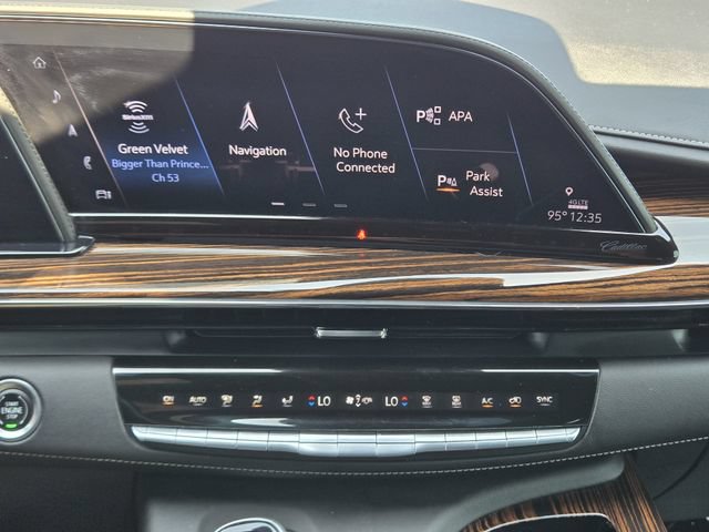 Used 2021 Cadillac Escalade Premium Luxury RWD image 16