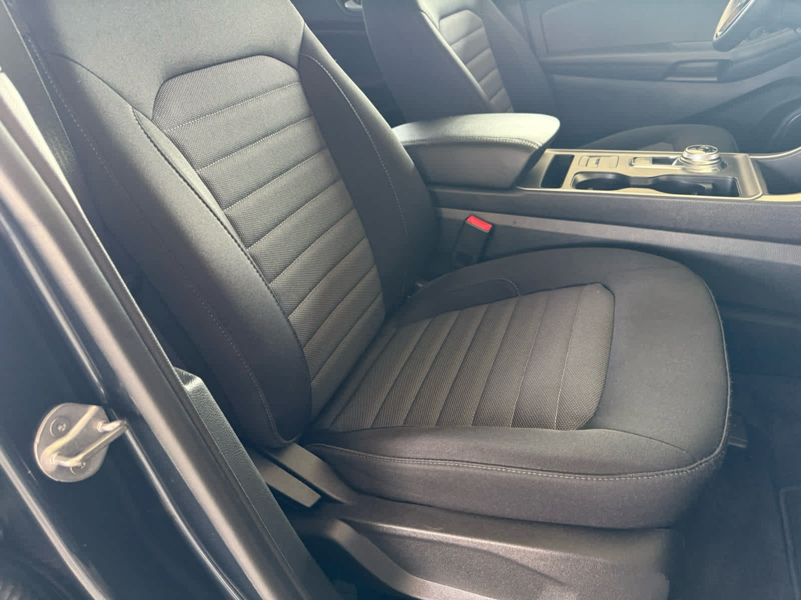 Certified 2023 Ford Edge SE w/ Black Appearance Package AWD/4WD image 8