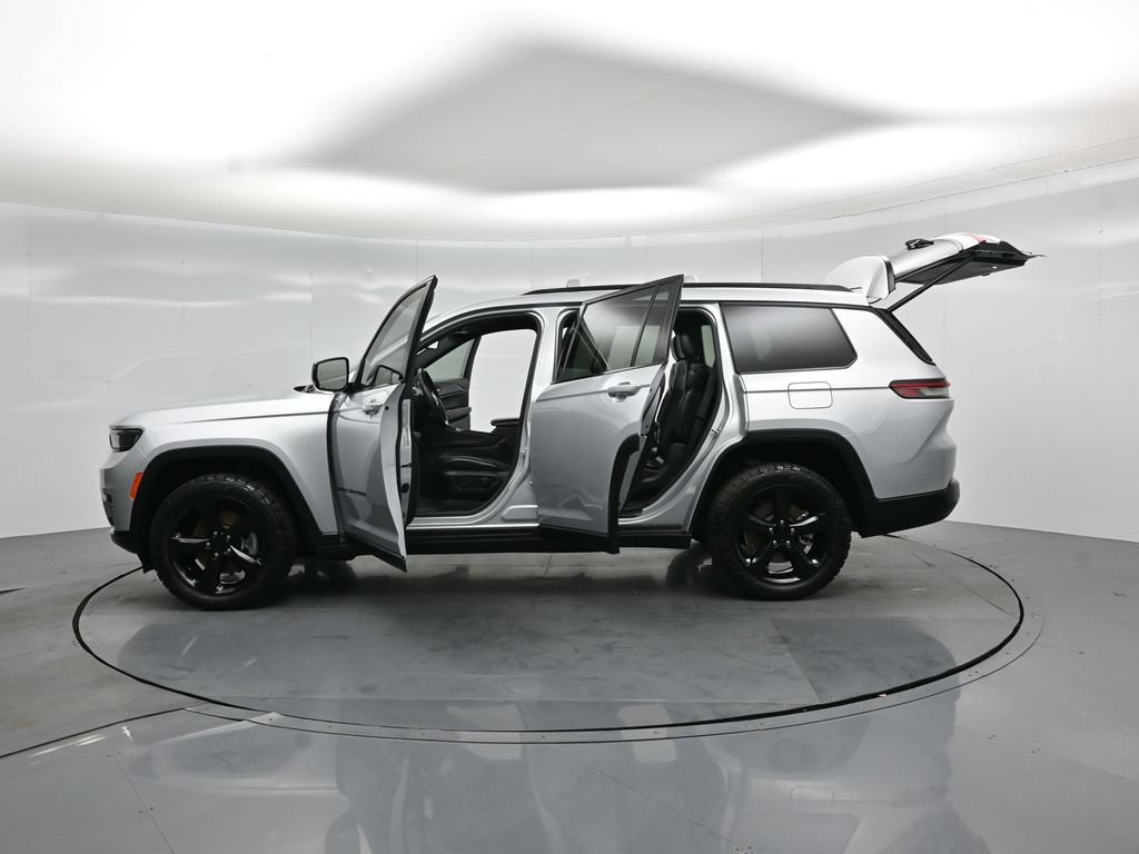 Used 2021 Jeep Grand Cherokee L Laredo AWD/4WD image 33
