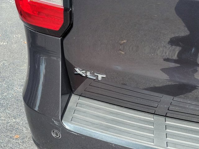 Certified 2023 Ford Expedition XLT RWD image 8