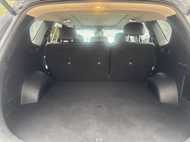 Used 2023 Hyundai Santa Fe SEL w/ Premium Package FWD image 10