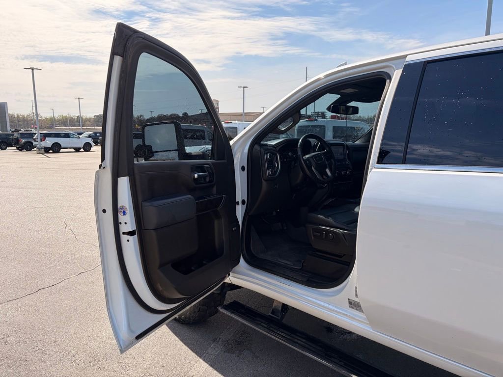 Used 2022 GMC Sierra 2500 Denali AWD/4WD image 10