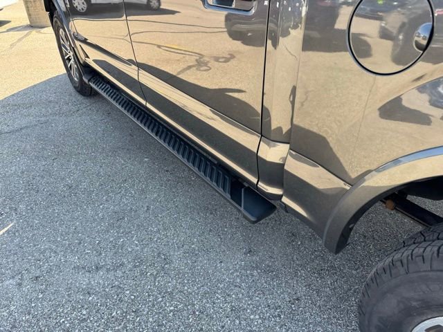 Certified 2019 Ford F150 XLT w/ Equipment Group 302A Luxury image 38