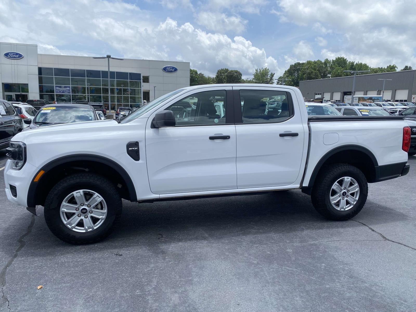 Certified 2024 Ford Ranger XL w/ Trailer Tow Package RWD image 4