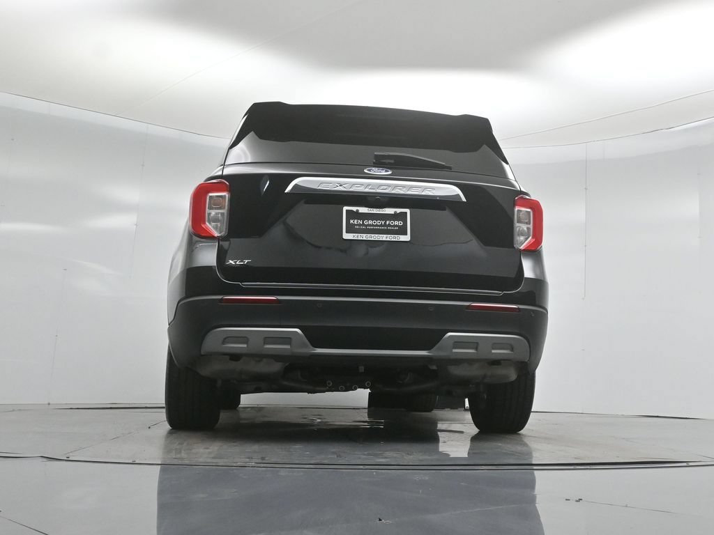 Certified 2023 Ford Explorer XLT w/ Equipment Group 202A RWD image 50