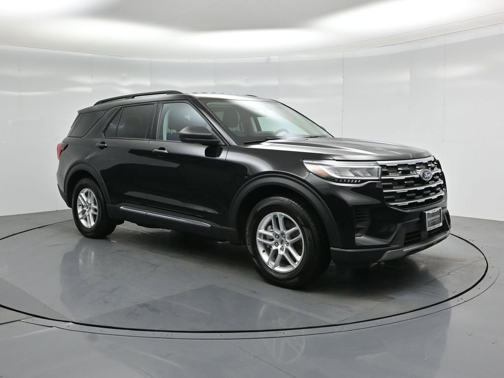 Certified 2025 Ford Explorer Active image 56