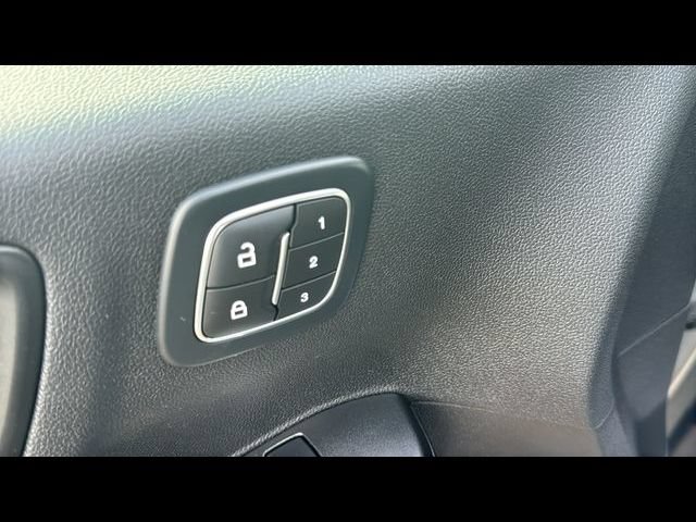 Certified 2023 Ford Escape ST-Line Elite AWD/4WD image 10