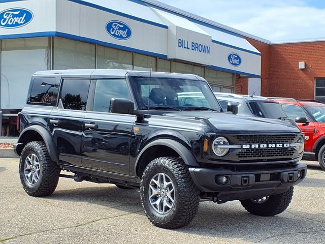 Certified 2025 Ford Bronco Badlands AWD/4WD image 1
