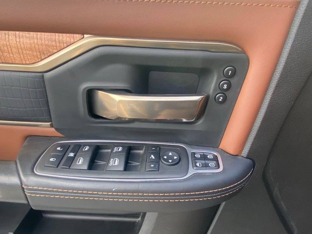 Used 2024 RAM 3500 Limited w/ Safety Group image 11