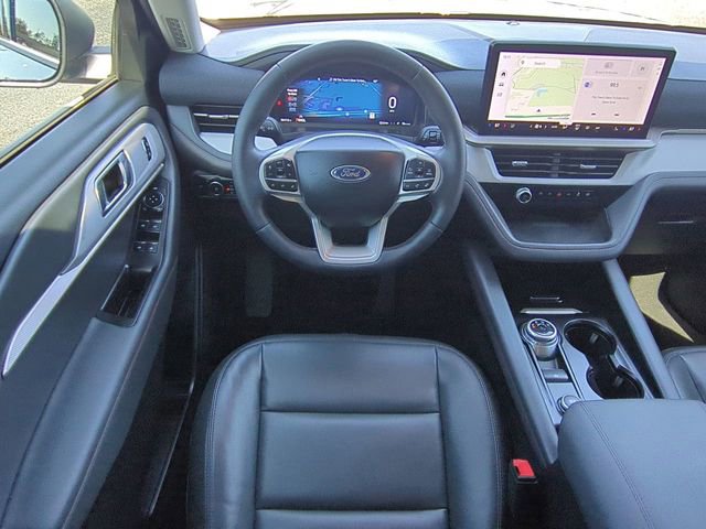 Certified 2025 Ford Explorer Active w/ Active Comfort Package image 19