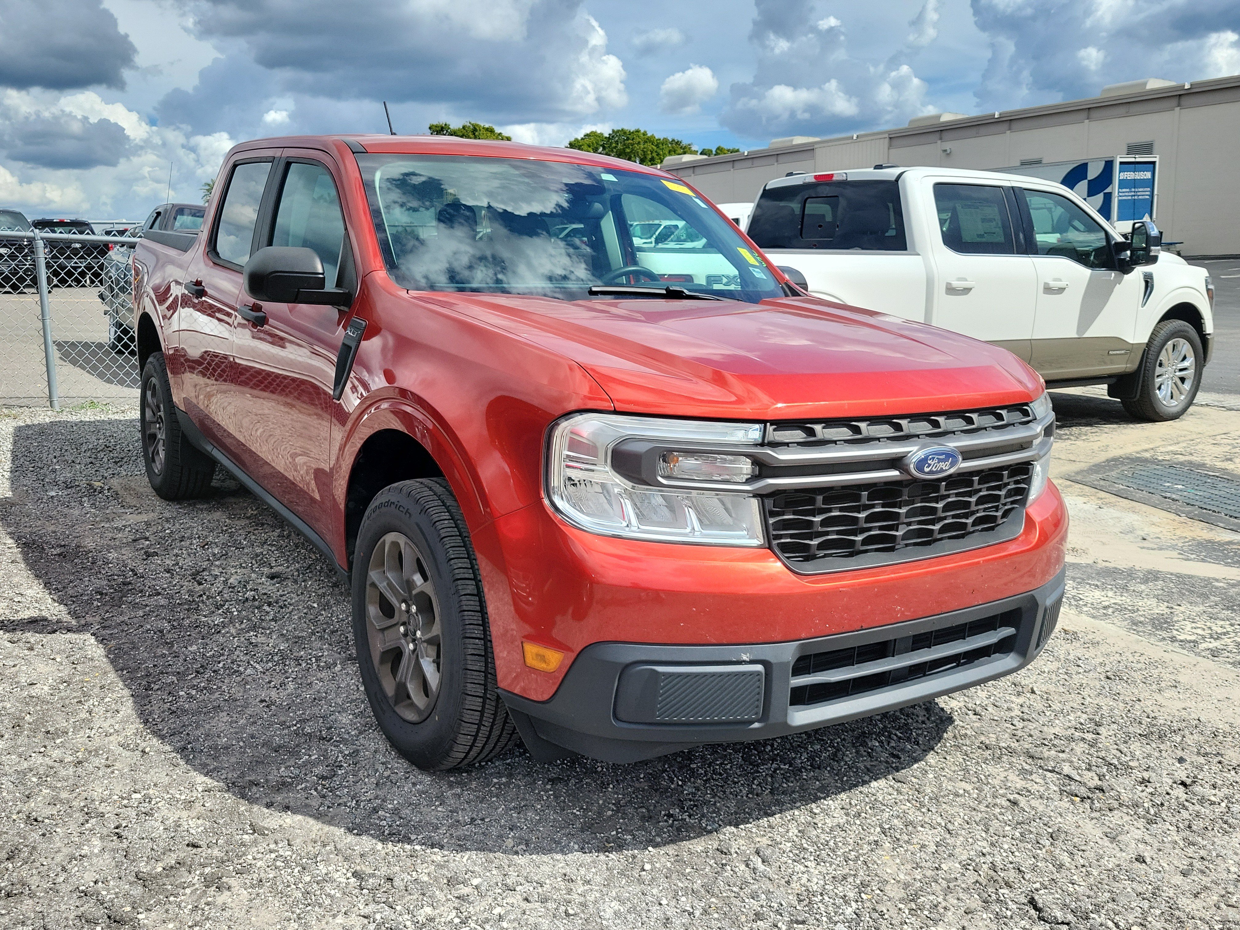 Certified 2023 Ford Maverick XLT FWD image 6