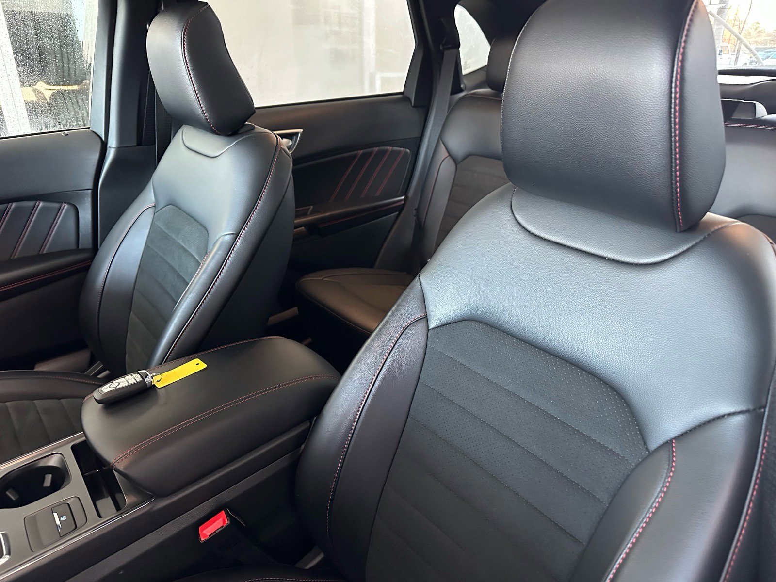 Certified 2024 Ford Edge ST-Line w/ Class II Trailer Tow Package image 19