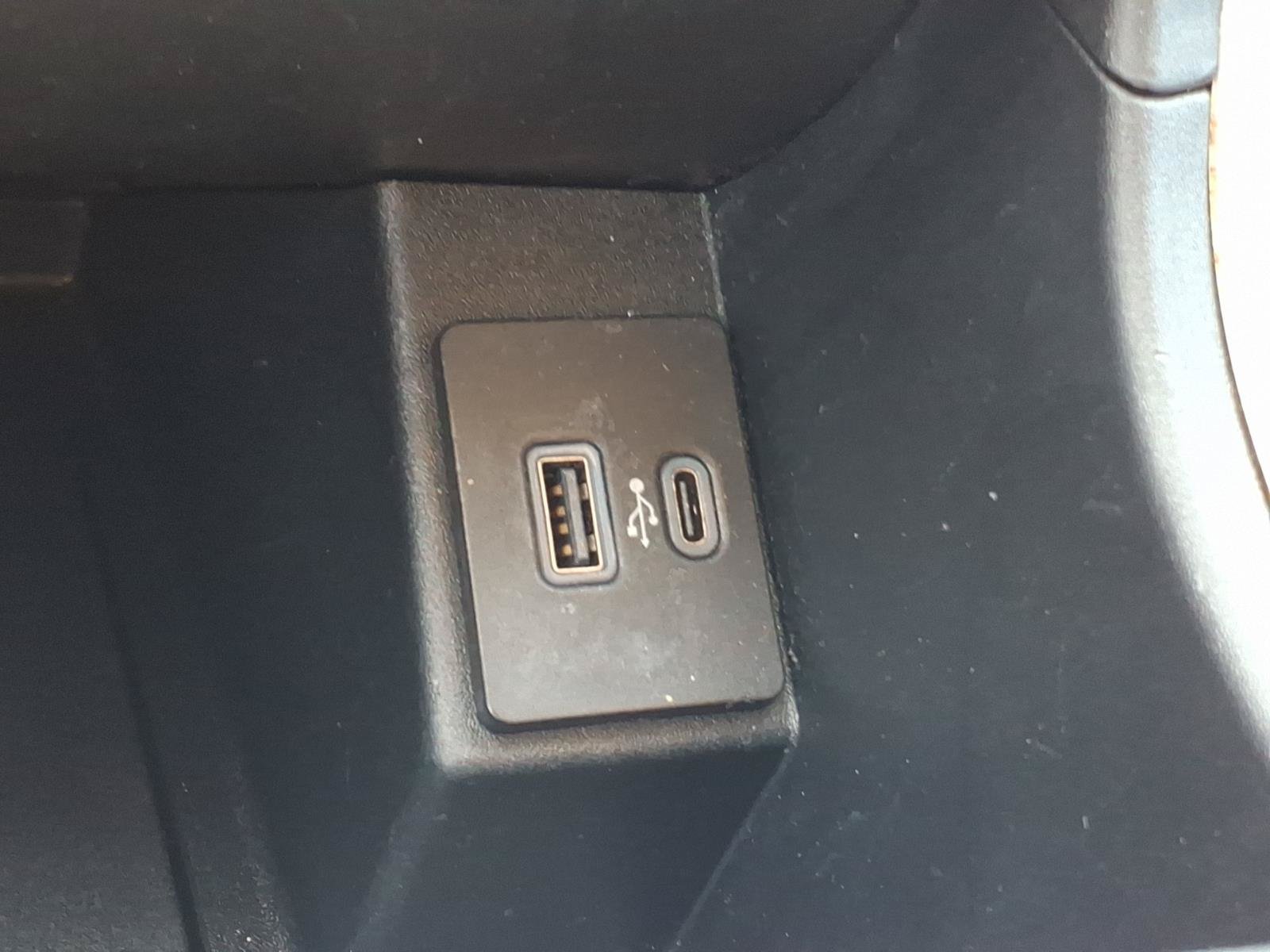 Certified 2023 Ford Edge SEL AWD/4WD image 18