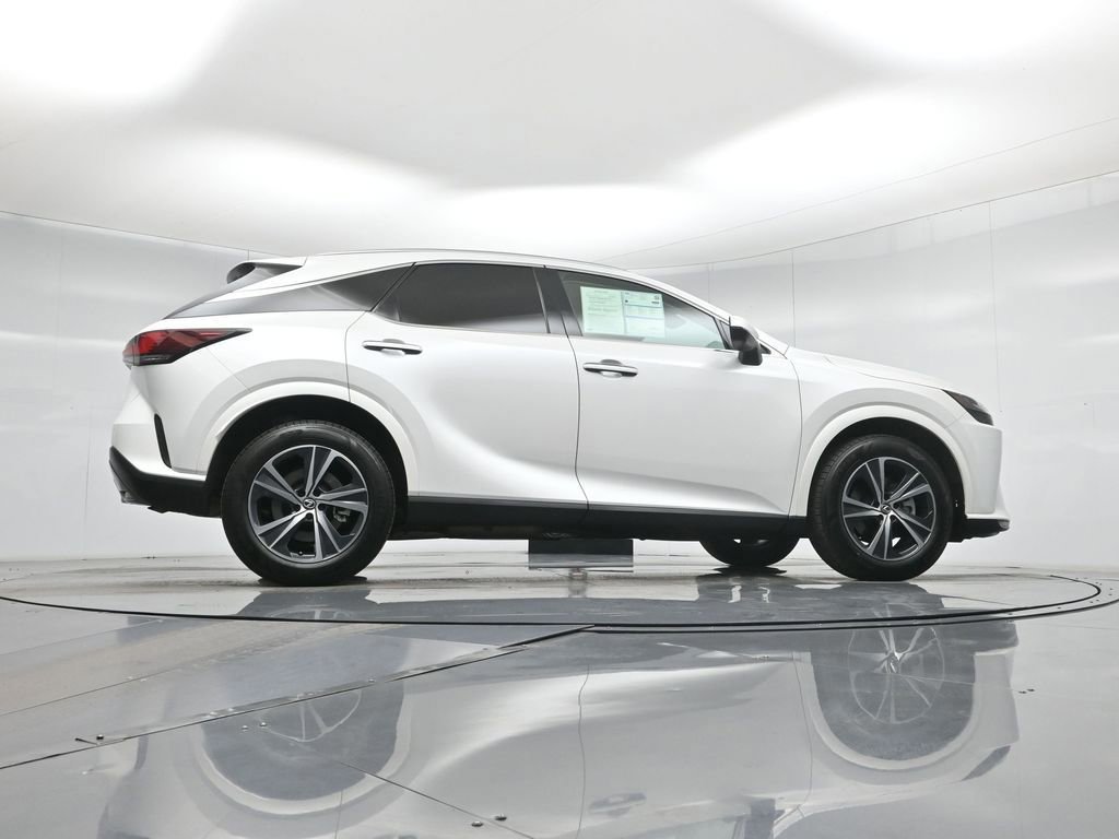 Used 2024 Lexus RX 350h w/ Convenience Package image 13
