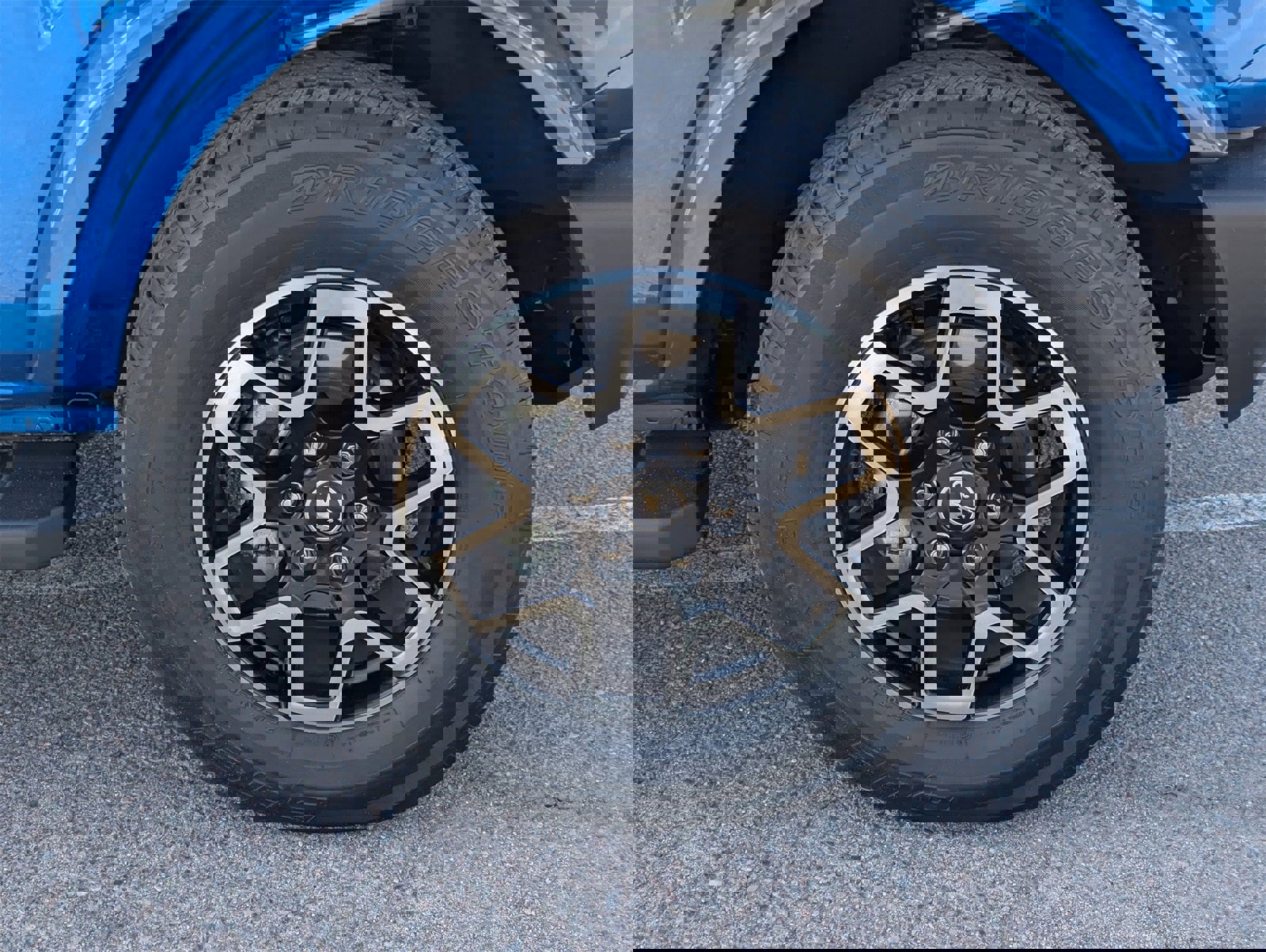 Certified 2024 Ford Bronco Outer Banks image 9