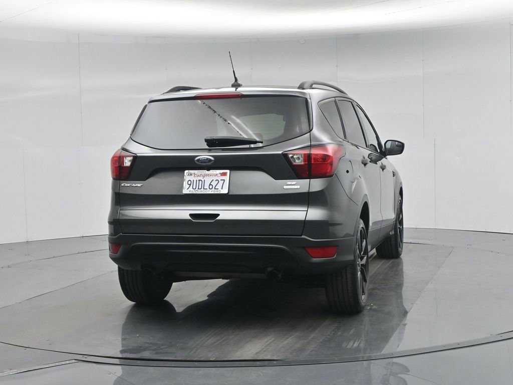 Certified 2019 Ford Escape SE image 18