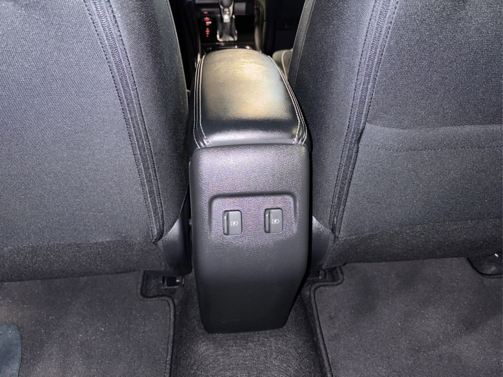 Used 2022 Nissan Kicks SV image 29