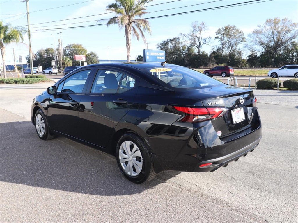 Used 2025 Nissan Versa S w/ Trunk Package image 3