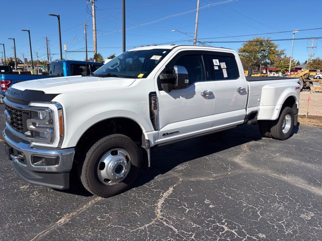 Certified 2023 Ford F350 Lariat w/ Lariat Ultimate Package AWD/4WD image 14