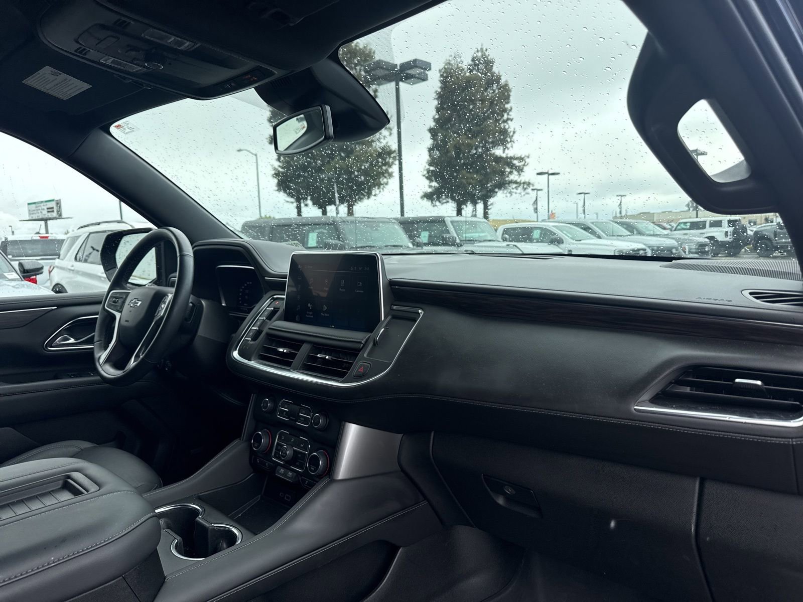 Used 2023 Chevrolet Tahoe Z71 w/ Z71 Off-Road Package image 16