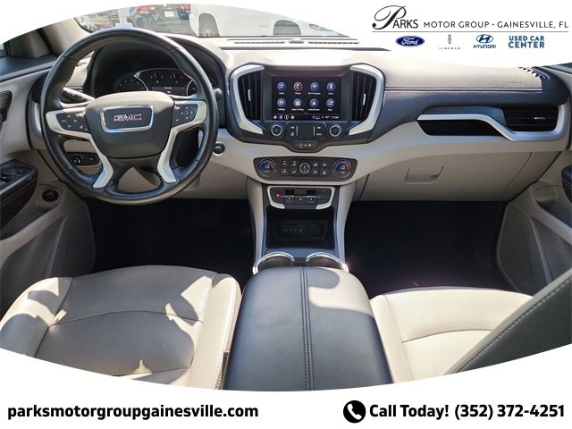 Used 2023 GMC Terrain SLT image 11