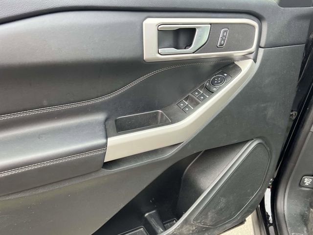 Certified 2024 Ford Explorer XLT AWD/4WD image 6