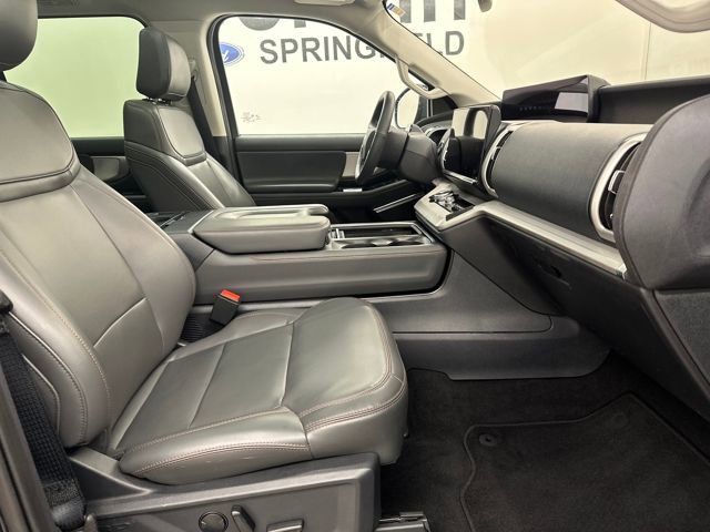 Certified 2025 Ford Expedition Max Active image 10