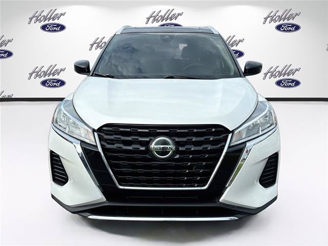 Used 2021 Nissan Kicks SV FWD image 2