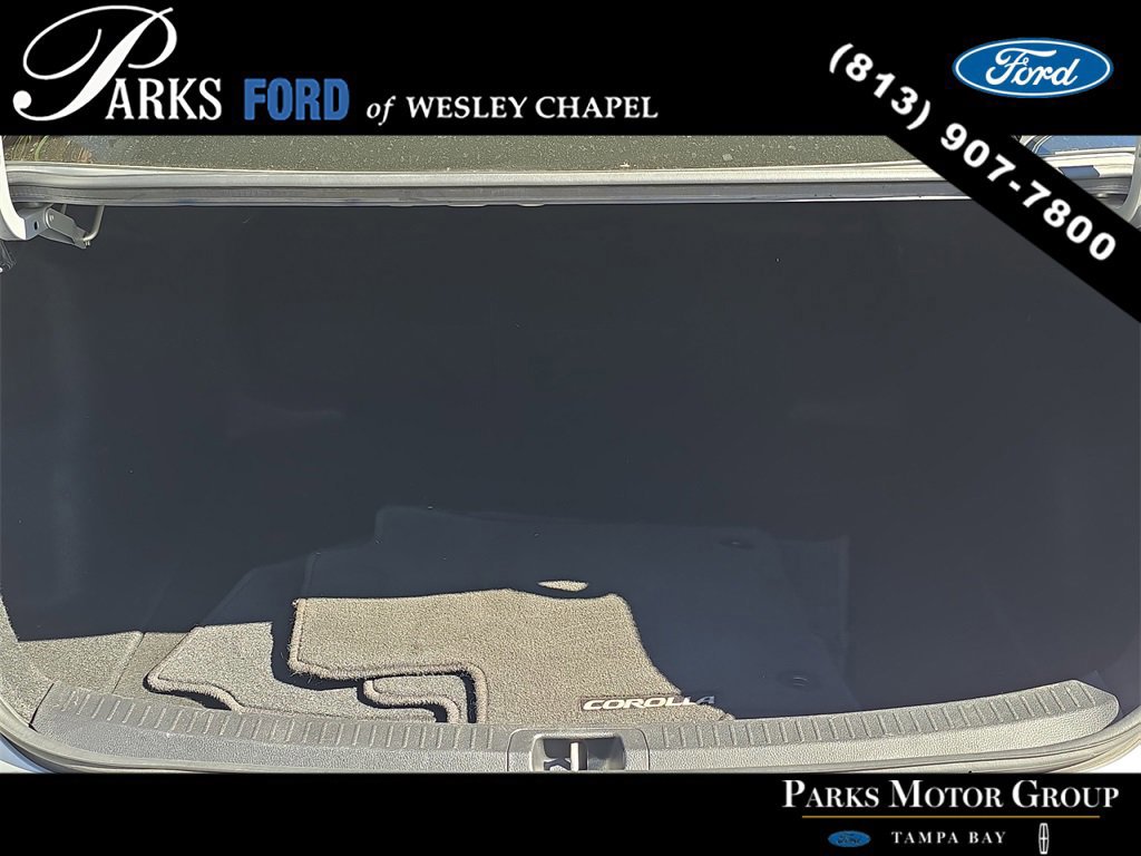 Used 2023 Toyota Corolla SE image 8