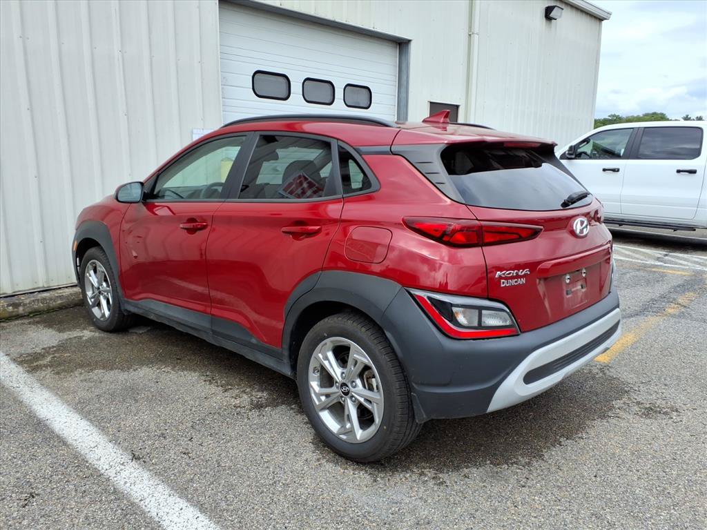 Used 2022 Hyundai Kona SEL w/ Cargo Package AWD/4WD image 3