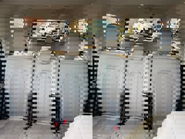 Certified 2024 Ford Expedition Limited image 11